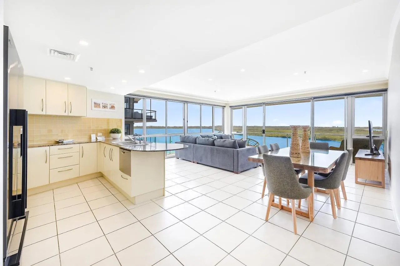 The Duporth Riverside Apartment Maroochydore 4*,